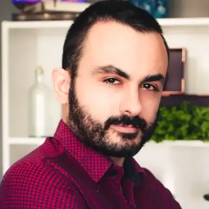Dr. Ramiro Catelan