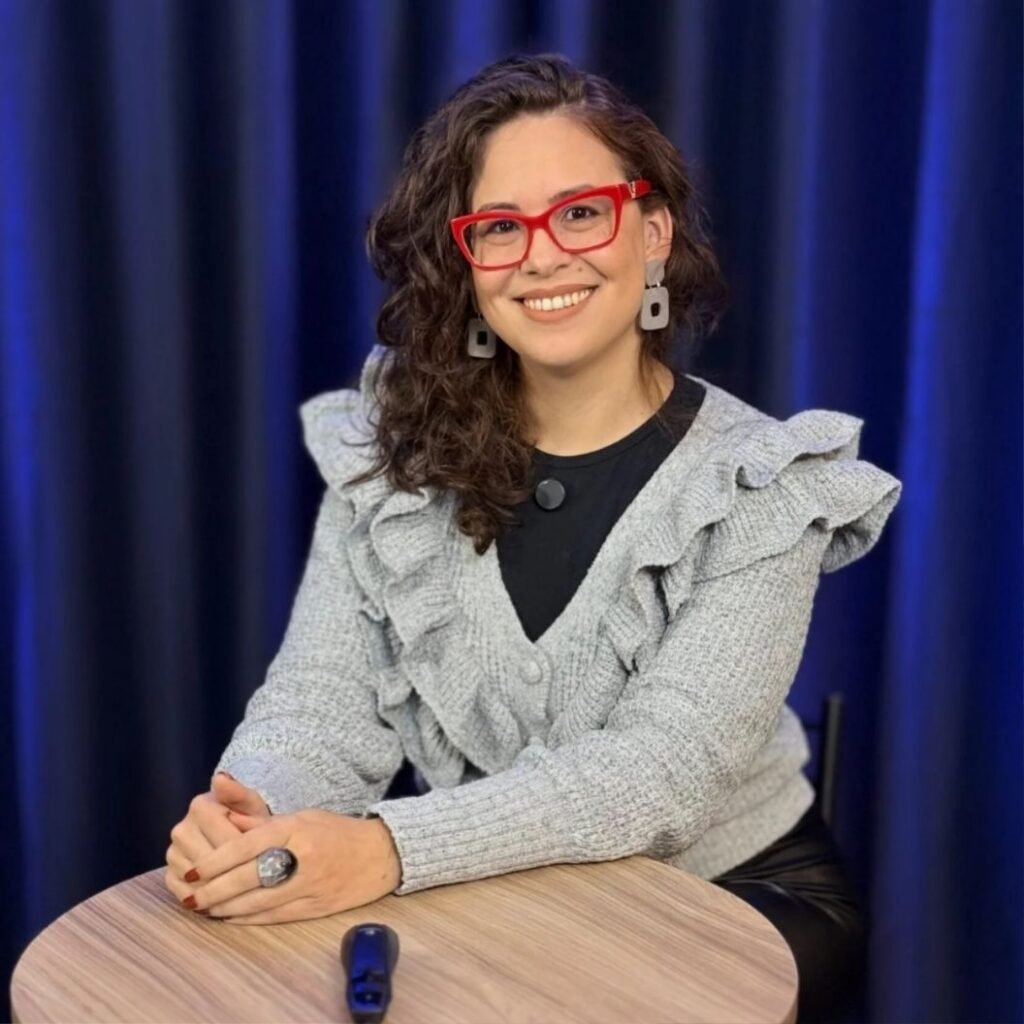 Esp. Juliana Medeiros