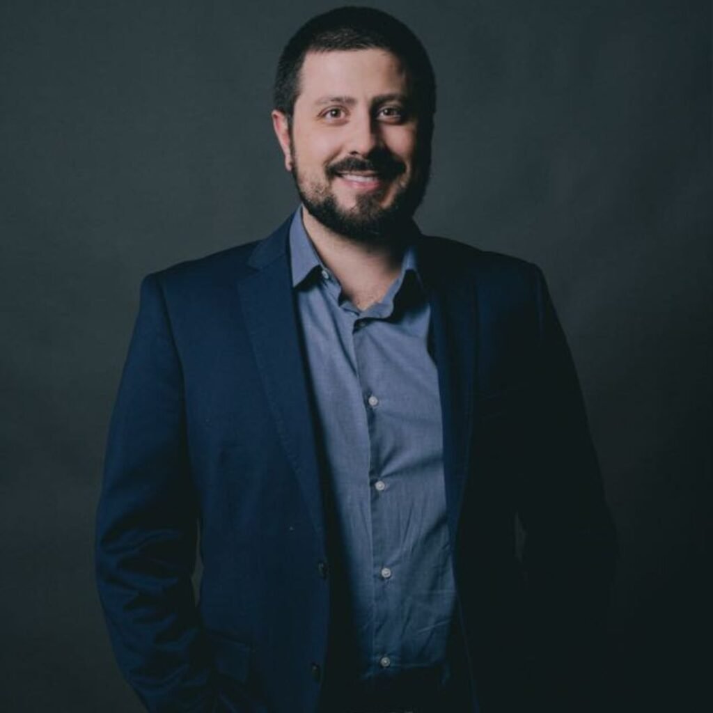 Esp. Alexandre Tzermias