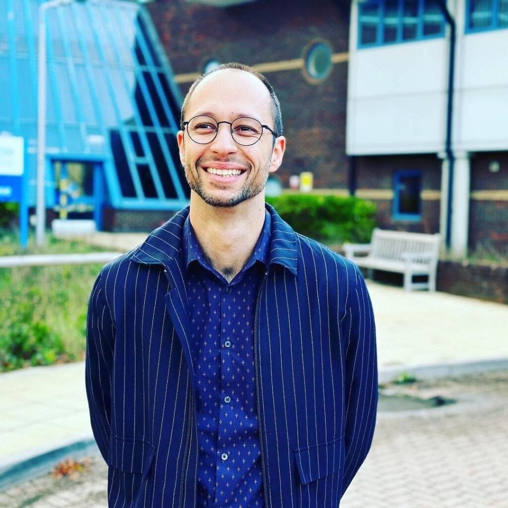 Dr. Tiago Zortea